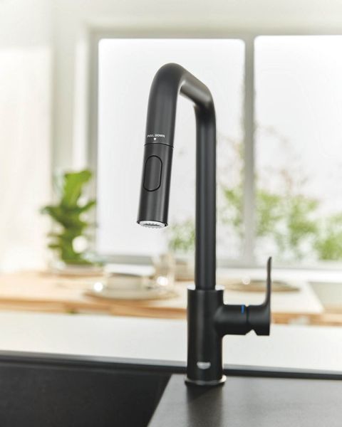 Grohe Eurosmart Küchenarmatur mit herausziehbarer Dual Spülbrause, matt black 306192430