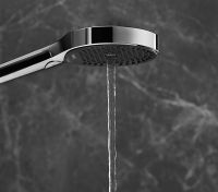 Vorschau: Hansgrohe Rainfinity Brausehalterset 130 3jet mit Brauseschlauch 1,60m