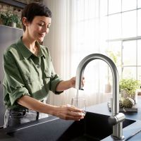 Vorschau: Hansgrohe Aqittura M91 Küchenarmatur mit FilterSystem 210 Starter Set mit sBox, edelstahl finish 76800800