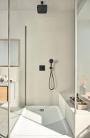 Vorschau: Grohe Grohtherm Thermostat-Brausebatterie mit integrierter 2-Wege-Umstellung, eckig, matt black