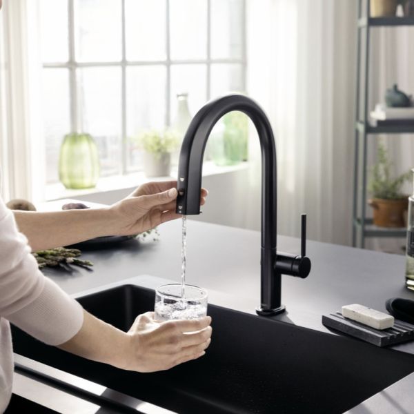 Hansgrohe Aqittura M91 Küchenarmatur mit SodaSystem 210 Starter Set, mit sBox lite, schwarz matt 76839670