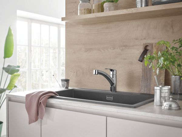 Grohe Eurosmart Küchenarmatur mit herausziehbarer Dual Spülbrause, flacher Auslauf